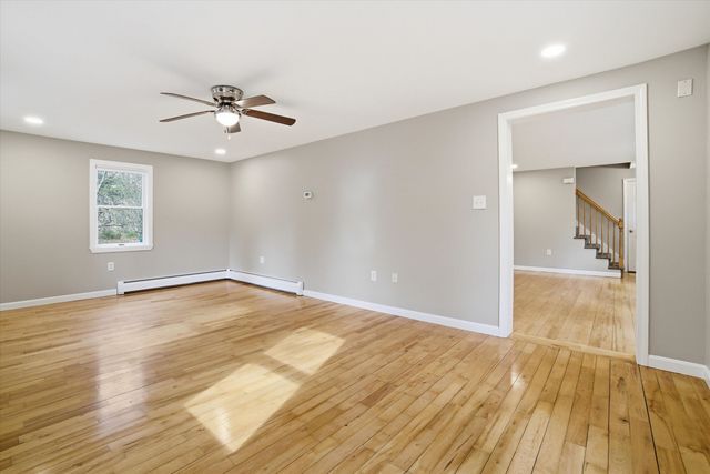 23 Mcquestion Road, Merrimack, NH 03054