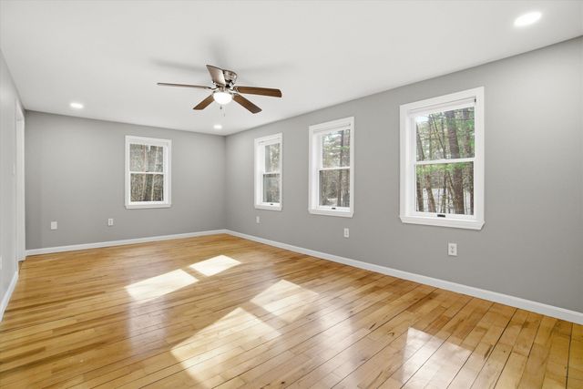 23 Mcquestion Road, Merrimack, NH 03054
