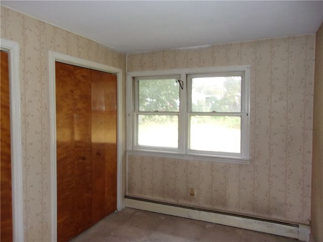 79 Alan Avenue, Portsmouth, RI 02871