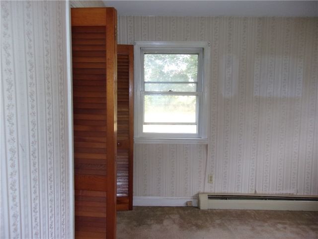 79 Alan Avenue, Portsmouth, RI 02871