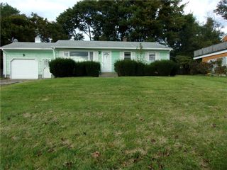 79 Alan Avenue, Portsmouth, RI 02871