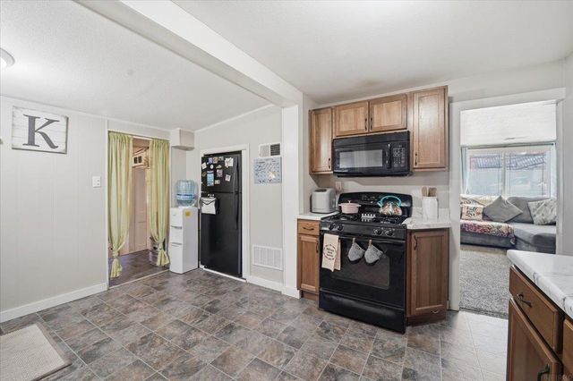 537 1st Street, Evansdale, IA 50707