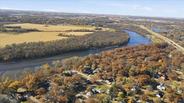 537 1st Street, Evansdale, IA 50707