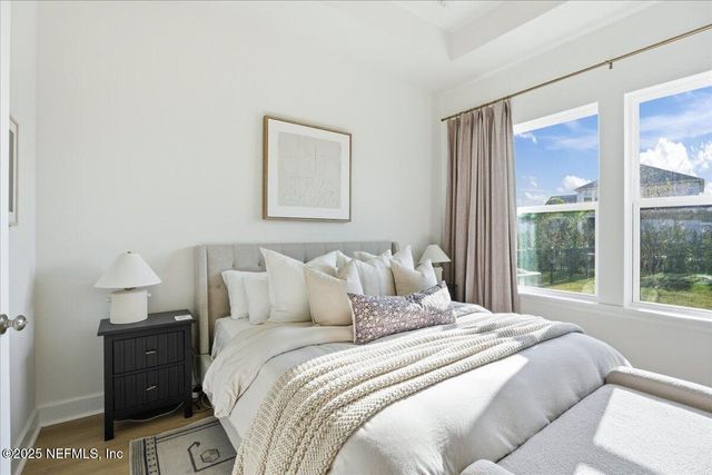 5570 DAIRY FARM Road, Jacksonville, FL 32224