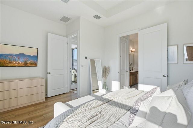 5570 DAIRY FARM Road, Jacksonville, FL 32224