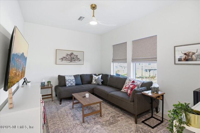 5570 DAIRY FARM Road, Jacksonville, FL 32224