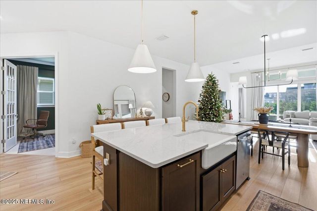 5570 DAIRY FARM Road, Jacksonville, FL 32224