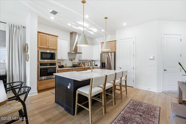 5570 DAIRY FARM Road, Jacksonville, FL 32224