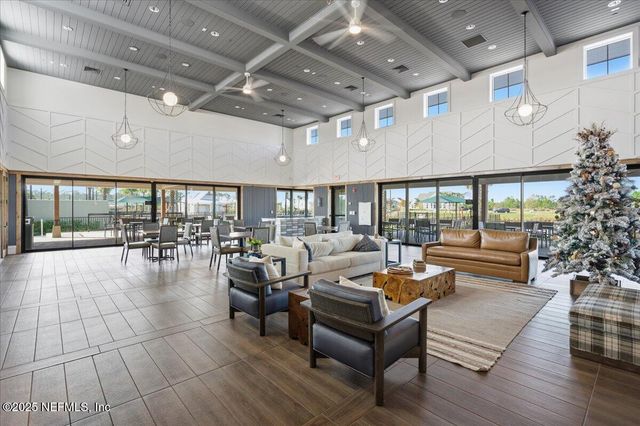 5570 DAIRY FARM Road, Jacksonville, FL 32224