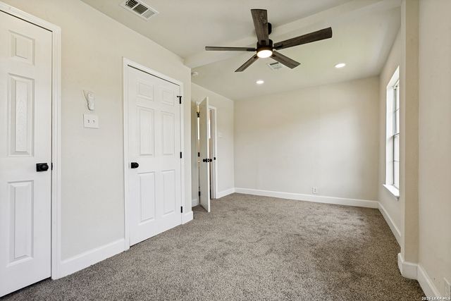 1950 LAMAR ST, San Antonio, TX 78202