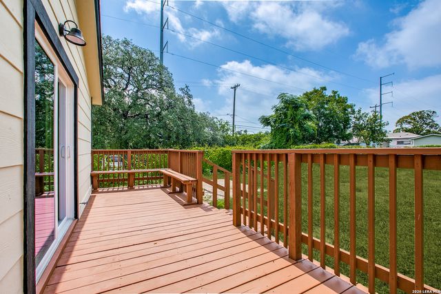 1950 LAMAR ST, San Antonio, TX 78202