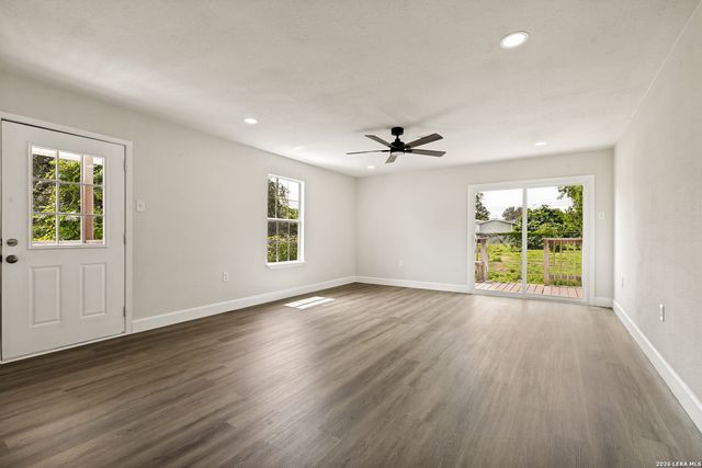 1950 LAMAR ST, San Antonio, TX 78202