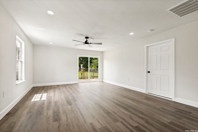 1950 LAMAR ST, San Antonio, TX 78202
