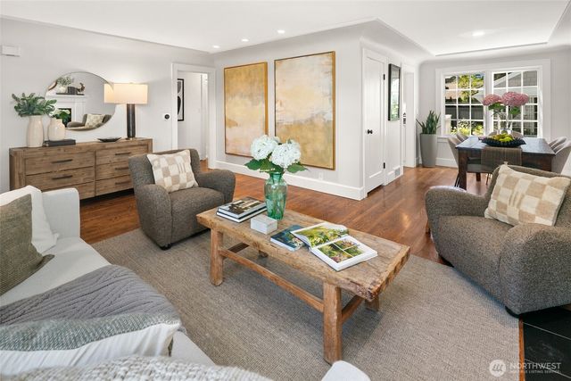 2057 McGilvra Boulevard E, Seattle, WA 98112