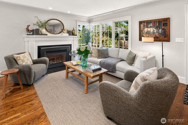2057 McGilvra Boulevard E, Seattle, WA 98112