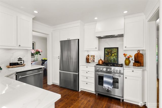 2057 McGilvra Boulevard E, Seattle, WA 98112