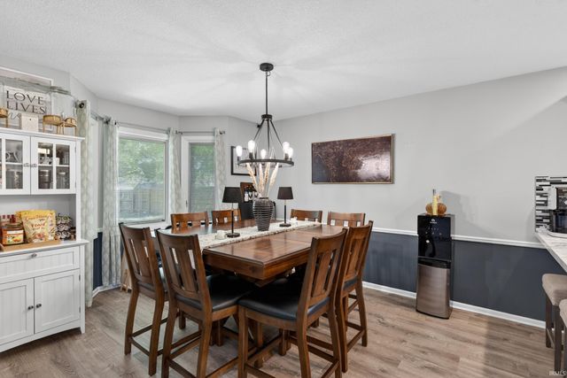 11125 Oak Pointe Trail, Fort Wayne, IN 46845