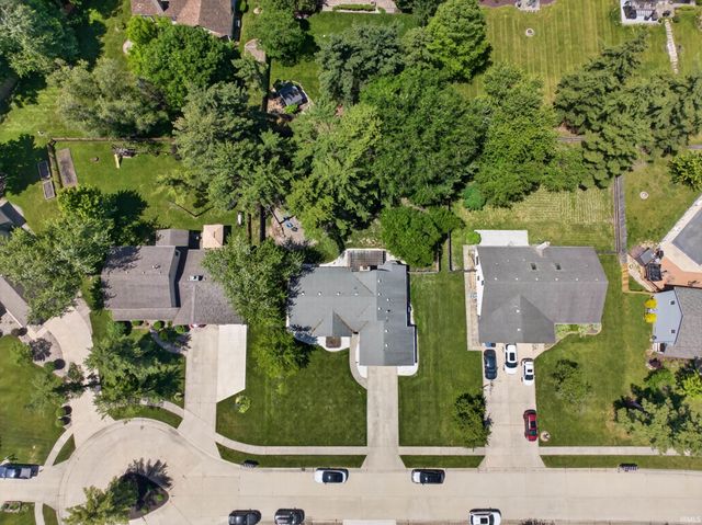 11125 Oak Pointe Trail, Fort Wayne, IN 46845