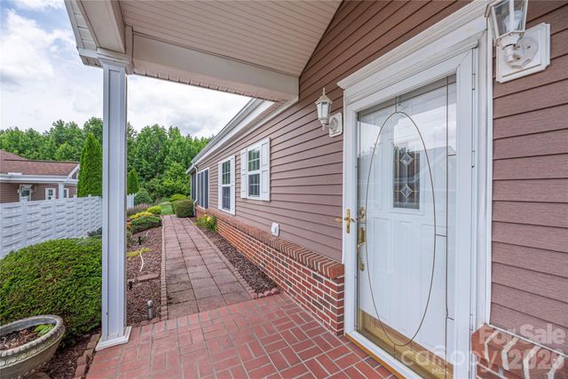 11 Heather Way A, Candler, NC 28715