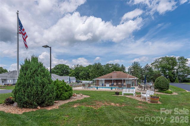 11 Heather Way A, Candler, NC 28715