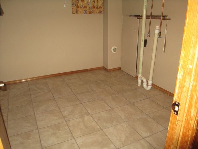 48 Hickory Lane, Holiday Island, AR 72631