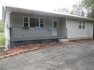 48 Hickory Lane, Holiday Island, AR 72631