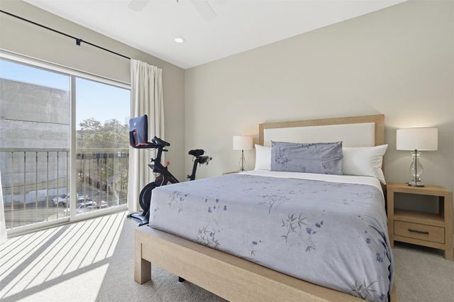 908 Nueces ST 31, Austin, TX 78701