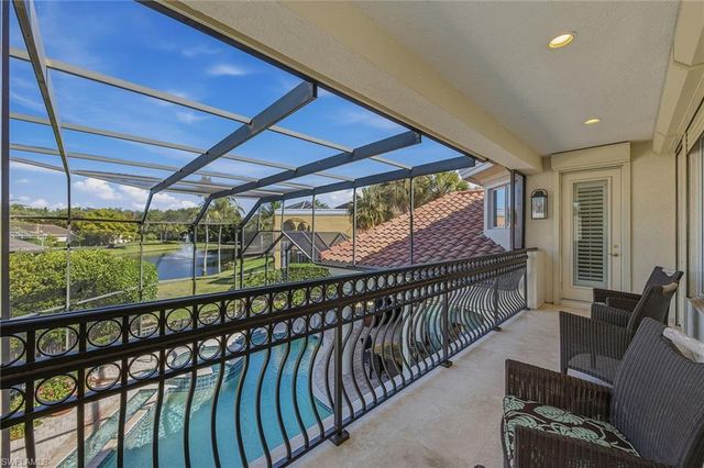 355 Sedgwick CT, Naples, FL 34108