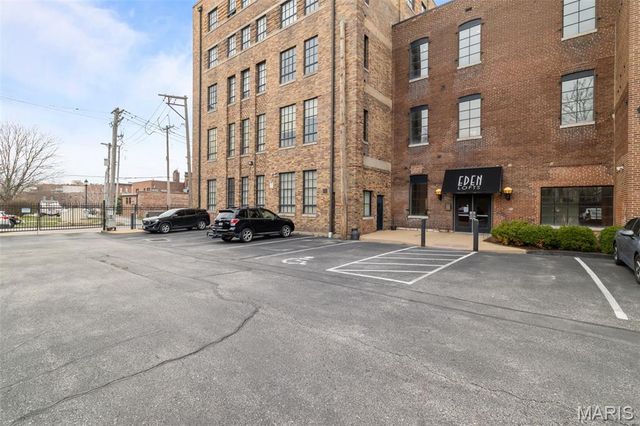 1720 Chouteau Avenue 102, St Louis, MO 63103