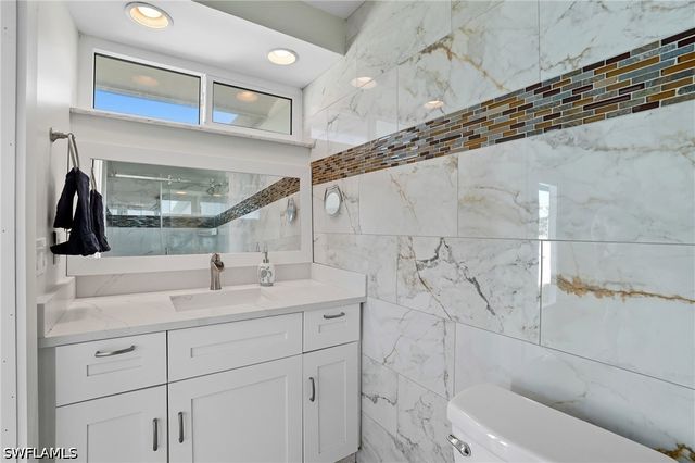 35 Fairview BLVD, Fort Myers Beach, FL 33931