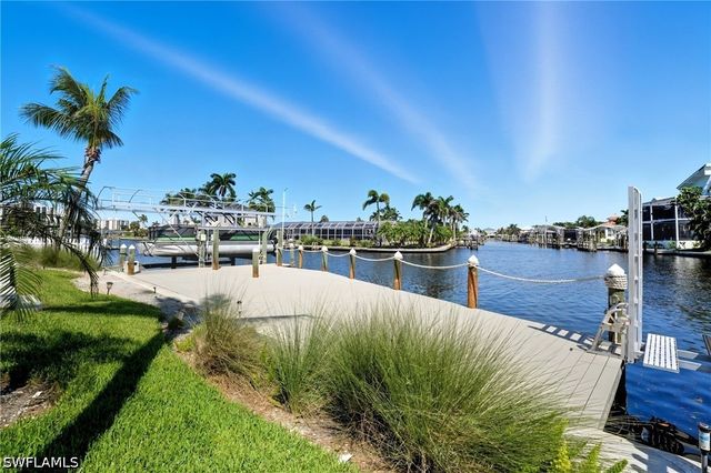 35 Fairview BLVD, Fort Myers Beach, FL 33931