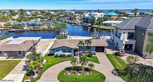 35 Fairview BLVD, Fort Myers Beach, FL 33931