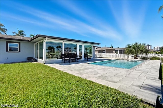 35 Fairview BLVD, Fort Myers Beach, FL 33931
