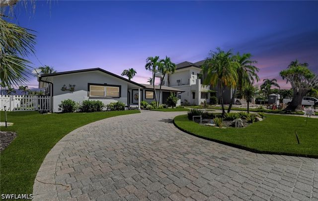 35 Fairview BLVD, Fort Myers Beach, FL 33931