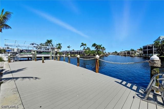 35 Fairview BLVD, Fort Myers Beach, FL 33931
