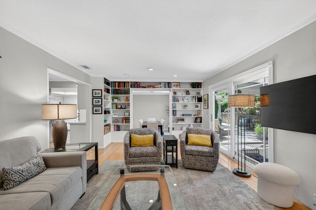 4225 Brookhill Dr, Fair Oaks, CA 95628