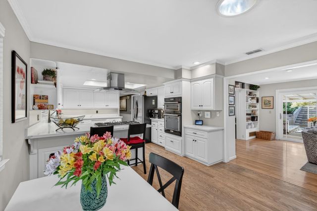 4225 Brookhill Dr, Fair Oaks, CA 95628