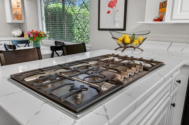 4225 Brookhill Dr, Fair Oaks, CA 95628