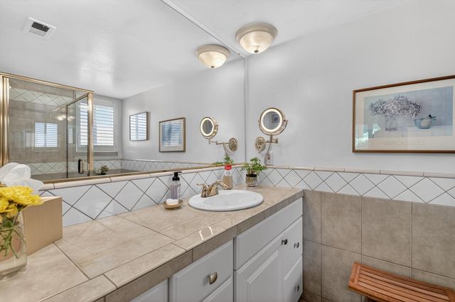 4225 Brookhill Dr, Fair Oaks, CA 95628