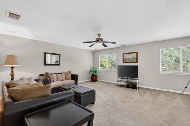 4225 Brookhill Dr, Fair Oaks, CA 95628