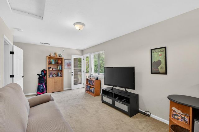 4225 Brookhill Dr, Fair Oaks, CA 95628