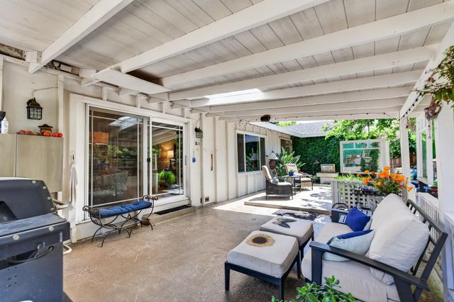 4225 Brookhill Dr, Fair Oaks, CA 95628