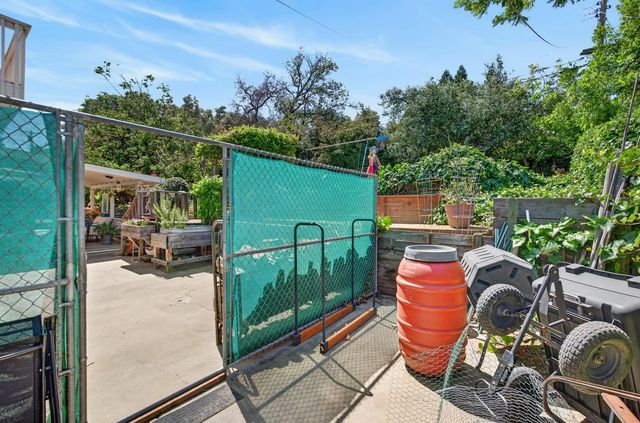 4225 Brookhill Dr, Fair Oaks, CA 95628