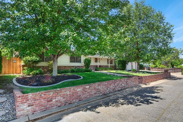 4225 Brookhill Dr, Fair Oaks, CA 95628