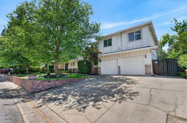 4225 Brookhill Dr, Fair Oaks, CA 95628