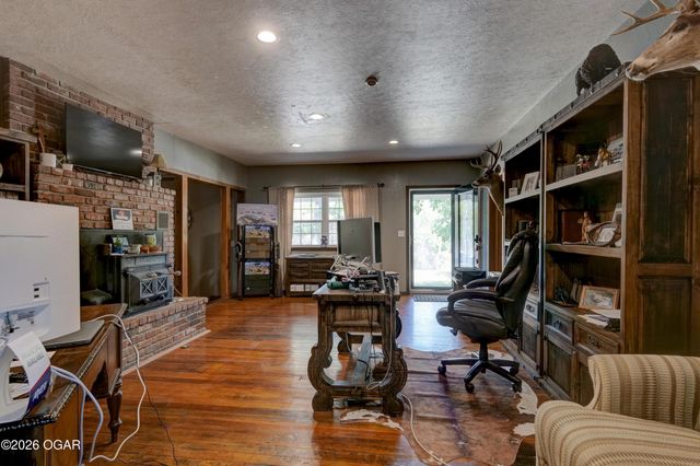 4542 Old Highway 71, Joplin, MO 64804