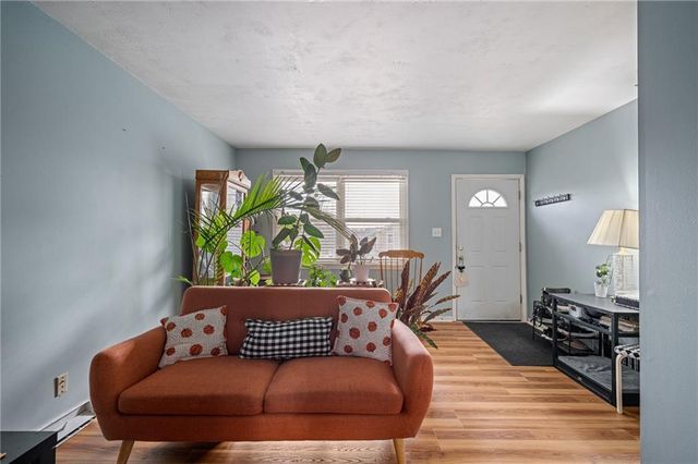 9402 W 48th Terrace, Shawnee, KS 66203