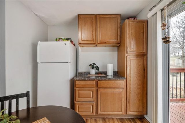 9402 W 48th Terrace, Shawnee, KS 66203