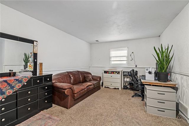 9402 W 48th Terrace, Shawnee, KS 66203