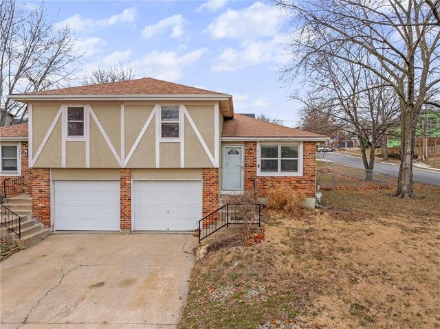 9402 W 48th Terrace, Shawnee, KS 66203